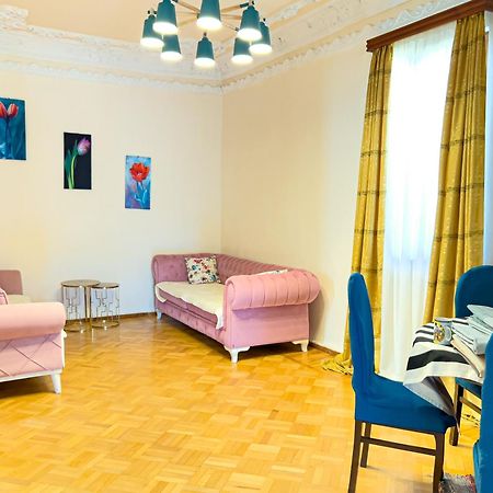 Apartment Deme Kutaisi Dış mekan fotoğraf